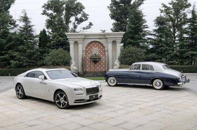 <p>ROLLS ROYCE</p>

<p> </p>
