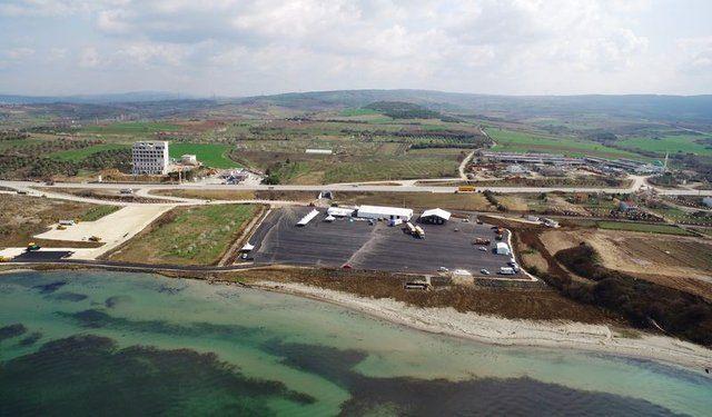 <p>TSKB Gayrimenkul Değerleme Genel Müdürü Makbule Yönel Maya, Lapseki ile Gelibolu'yu birbirine bağlayacak 1915 Çanakkale Köprüsü'nün son 3 yılda bölgeye kattığı değer üzerine yaptıkları çalışma hakkında AA muhabirine açıklamalarda bulundu.</p>
<p> </p>
