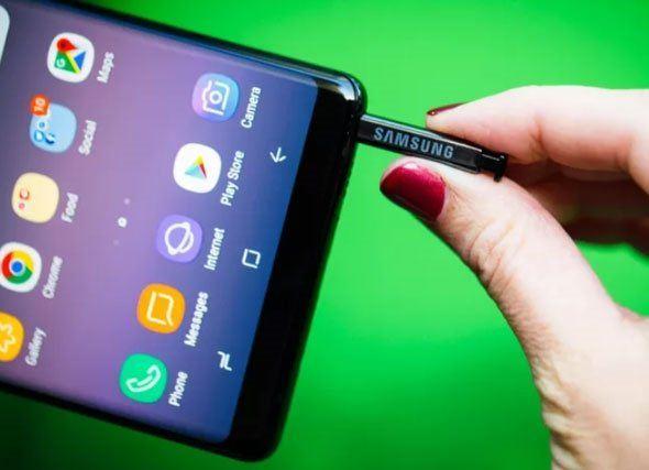 <p>Yine gelen sızıntılardan anlaşılanlara göre Samsung'un da bu yılın ikinci yarısında Galaxy Note 9 modeli tanıtması bekleniyor.</p>
<p> </p>