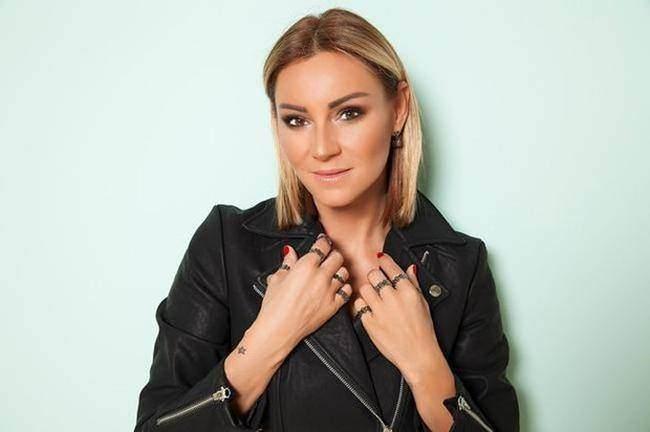<p>Pınar Altuğ:"Sağlıklı gidip dönün."</p>
