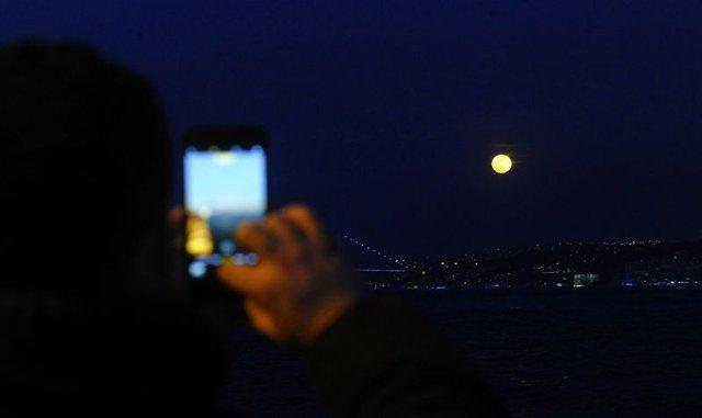 <div>İstanbul'da ’Süper Kanlı Mavi Ay’ tutulması</div>

<div> </div>
