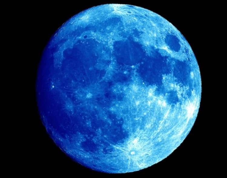 <p>Ay ile Dünya arasındaki uzaklığın ortalama 383 bin kilometre olduğu biliniyor. 31 Ocak'ta Ay ile Dünya arasındaki uzaklık daralacak ve Ay her zamankinden daha büyük görünecek.</p>

<p> </p>
