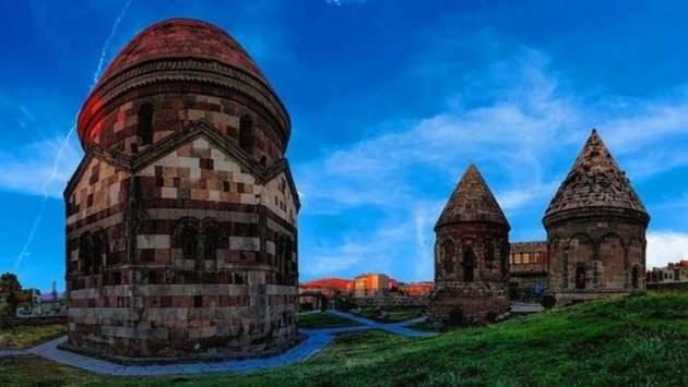 <p>Erzurum: 760 476</p>

<p> </p>
