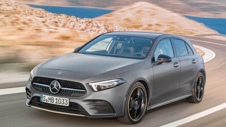 <p>“Hey, Mercedes.” denilerek aktif edilebilen sesli komut sistemi de opsiyonlar arasında yer alacak.</p>
