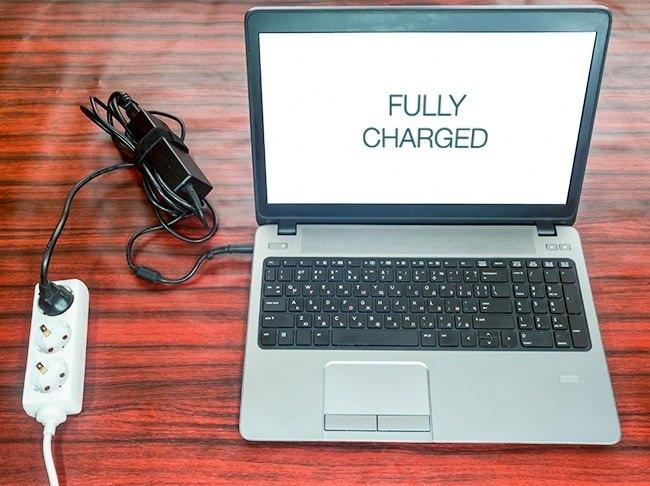 <p><strong>Bilgisayarınızı 24 saat boyunca kapalı tutmayın. </strong></p>
<p>Bilgisayarınızı kullanmayacak bile olsanız gün içerisinde ara sıra açın. Sürekli kapalı durması bilgisayarın bozulmasına neden olur. </p>