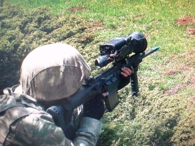 <p>Hem sağ, hem de sol el ile kullanılabiliyor.</p>
