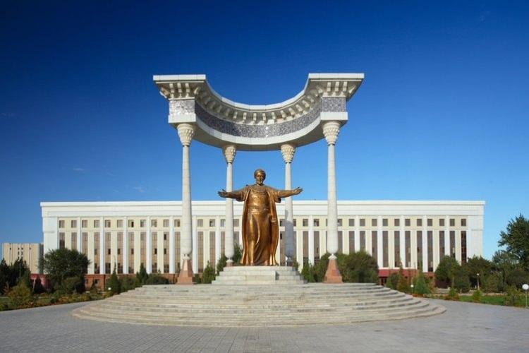 <p>Kırgızistan da turistik amaçlı seyahatlerde vize istemezken, Özbekistan vize istiyor. Yine Tacikistan ve Ermenistan da vize isteyen ülkeler arasında. Bu ülkelere yapılan ziyaretlerde evlilik yoluyla akrabalık bağları da önemli yer kaplamaktadır."</p>

<p> </p>
