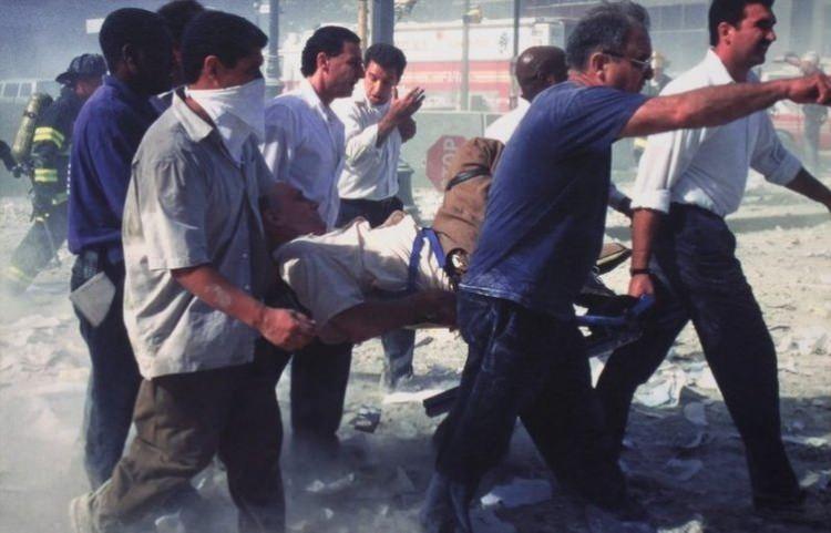 <p>Talihsiz dağcının ölmeden kısa süre önce hızla üzerine gelen toz ve gaz bulutlarını fotoğrafladığı görüldü. </p>
<p> </p>