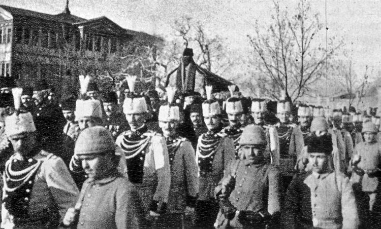 <p>II. Abdülhamid'in cenazesi</p>