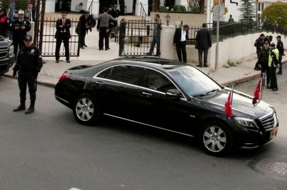 <p>Mercedes S600</p>

<p> </p>
