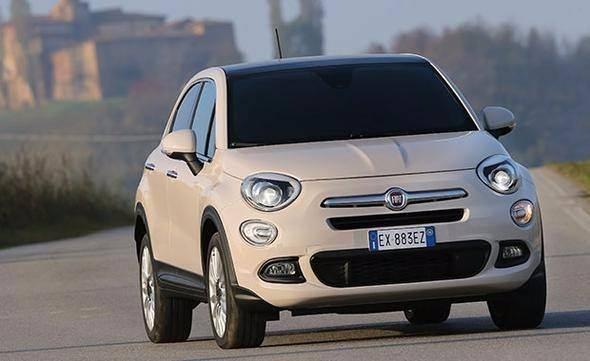 <p><strong>FIAT </strong><br />
<br />
İtalyan otomobil firması FIAT'ın açılımı Fabbrica Italiana Automobili Torino(Torino İtalyan Otomobil Fabrikası)'dır.</p>
