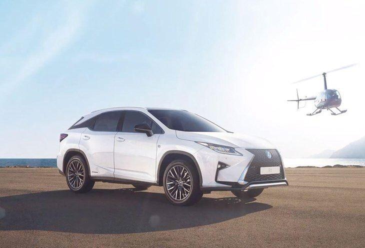 <p>Lexus RX</p>

<p>1 adet satıldı.</p>

<p><a href="https://www.ahaber.com.tr/galeri/otomobil/2018in-en-cok-satan-otomobilleri-ve-hafif-ticari-araclari/4">.</a></p>
