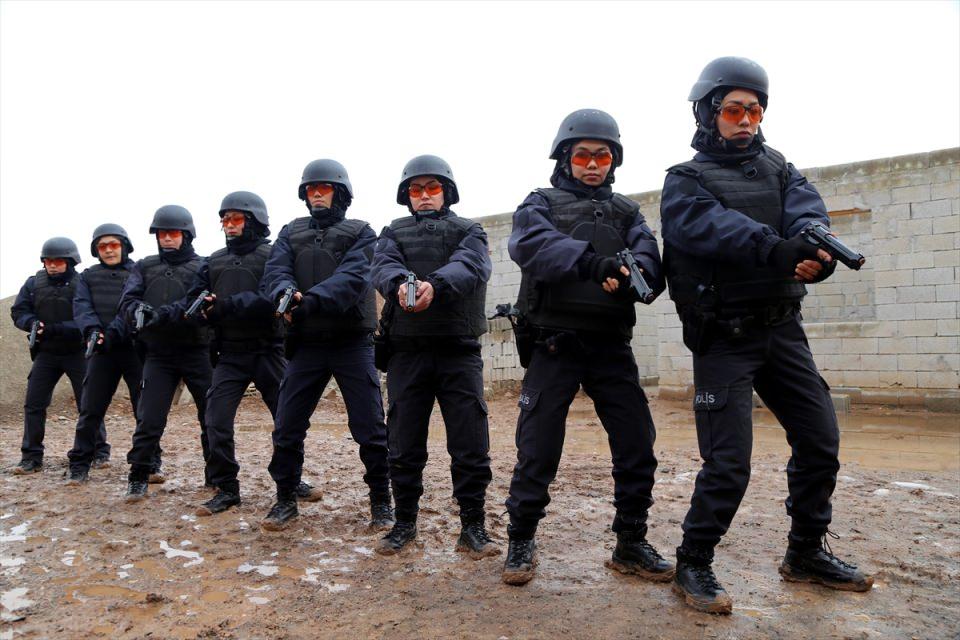 <p>Uluslararası Polis Akademileri Birliğinin başkanlığını ve sekreteryasını yürütüyoruz. Uluslararası Polis Akademileri Birliğinin 52 farklı ülkeden 67 üyesi var." dedi.</p>
