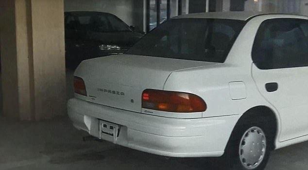 <p>Galerinin sahibinin rakip başka bir galerinin Japonya'dan ithal ettiği otomobilleri satmaya başlamasıyla işi bıraktığı belirtiliyor.</p>