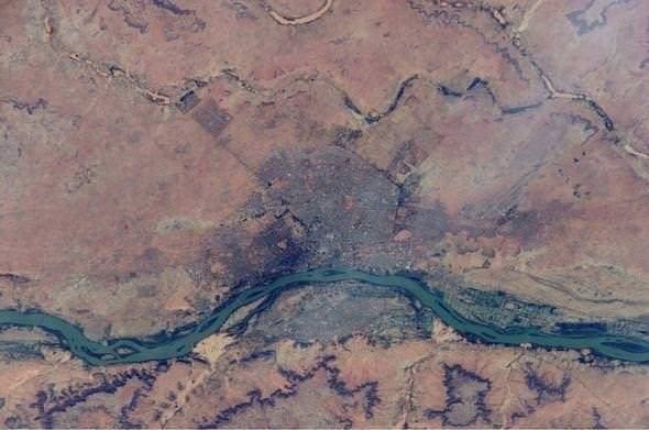 <p>Niamey (Nijer)</p>

<p> </p>
