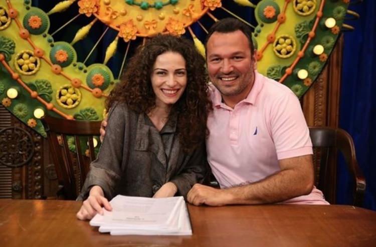 <p>Duymayan Kalmasın programında yer alan habere göre; Yeşilçam'ın usta oyuncularından Kemal Sunal ve Gül Sunal'ın kızı Ezo Sunal'ın şehit haberlerinin geldiği bugünlerde herhangi bir </p>
