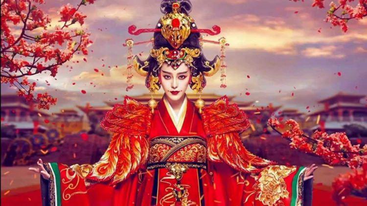 <p><strong>Wu Zetian</strong></p>

<p>Çin sarayına cariye olarak geldi. Sonraki yıllarda İmparatordan bir çocuk sahibi olunca yıldızı parladı. İmparatorun hasta olmasıyla devlet yönteminde söz sahibi olmaya başladı. Çin tarihinin tek kadın hükümdarı olan Wu Zetian zalimlikleri ile bilinmektedir. Bunun yanı sıra Çin işkencesini de o icat etmiştir.</p>
