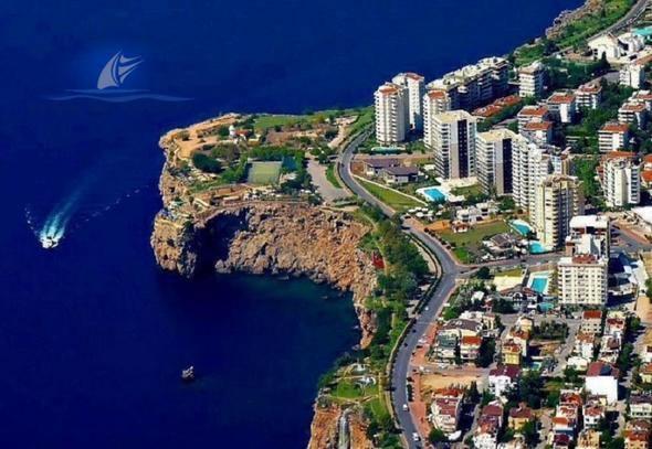 <p>Bu yatırımlar 56 ilde toplam 33 bin 257 yataklı 192 yeni projeyi kapsıyor. Yaklaşık 10 bin kişi istihdam edilecek. 2016 yılında 42 ilde toplam 39 bin 673 yataklı 187 otel projesi toplam 2 milyar 928 milyon TL&rsquo;lik teşviğe bağlanmıştı&rdquo; dedi. Peki hangi ilde ka&ccedil; otel a&ccedil;ılacak? Ka&ccedil; kişiye istihdam sağlanacak? İşte dev otel yatırımlarının listesi..</p>
