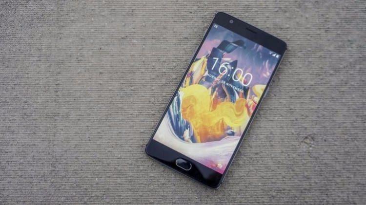 <p>ONEPLUS 3T</p>

<p>5.5 in&ccedil; ekran</p>
