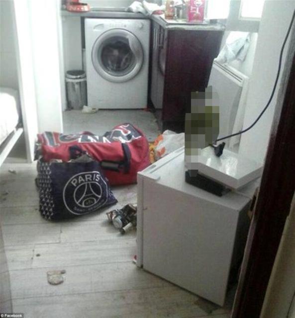 <p>Fotoğraflarda yatak çarşafının tamamen idrar ve dışkıyla kaplı olduğu, banyonun kırılıp döküldüğü, yerlerde boş alkol şişelerinin ve çöplerin bulunduğu görülüyor.</p>
<p> </p>