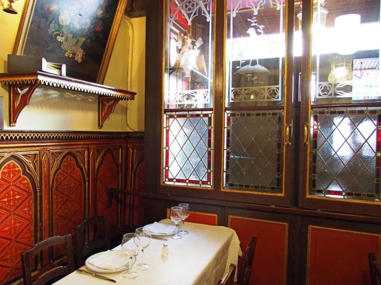 <p>İlk kez 1725 yılından kapılarını açan restorant neredeyse üç asırdır hizmet vermeye devam ediyor. </p>
