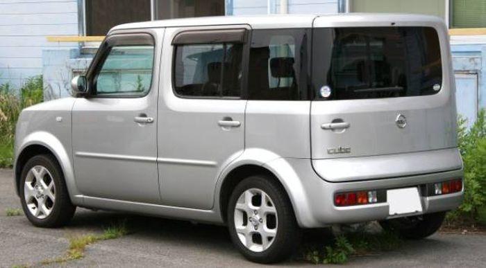 <p>Nissan Cube (rear)</p>

<p> </p>
