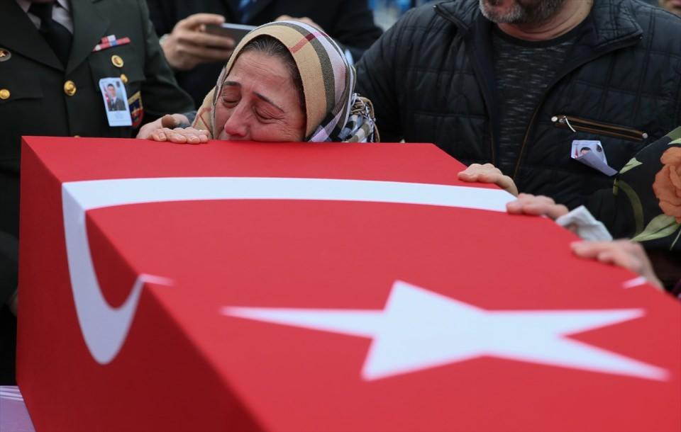 <p>Yaşanan duygusal anlar, objektiflere yansıdı.</p>

<p> </p>

