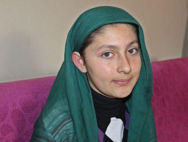 <p>Karakaya, kulağından çıkan filizlenmiş buğdayı hatıra olarak saklayacağını dile getirdi. Baba Nurullah Karakaya da ailece duruma şaşırdıklarını, kızının ağrıları dindiği için mutlu olduklarını kaydetti.</p>

<p> </p>
