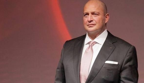 <p>Mustafa Koç Varisleri- Koç Holding-975 milyon dolar</p>
