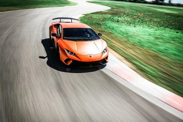 <p>Lamborghini Huracan</p>
