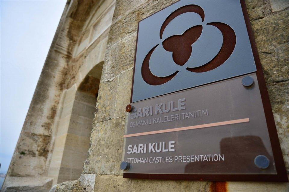 <p>Ecdattan kalan tarihi mirası özgün yapısıyla ayağa kaldırmak ve canlandırmak istediklerini ifade eden Kaşdemir, "Ayrıca savaşların yaşandığı ortamları o günkü koşullarda olduğu gibi gelen ziyaretçilerimize hissettirmek amacıyla çalışmalarımızı sürdürüyoruz." dedi. </p>
<p> </p>