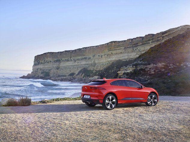 <p>Jaguar I Pace</p>
