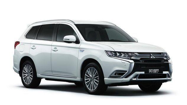 <p>Mitsubishi Outlander PHEV Makyajlı</p>