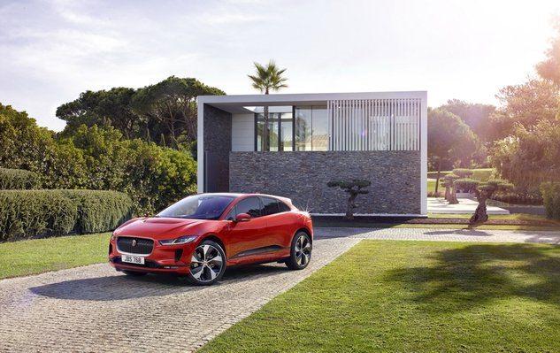 <p>Jaguar I Pace</p>
