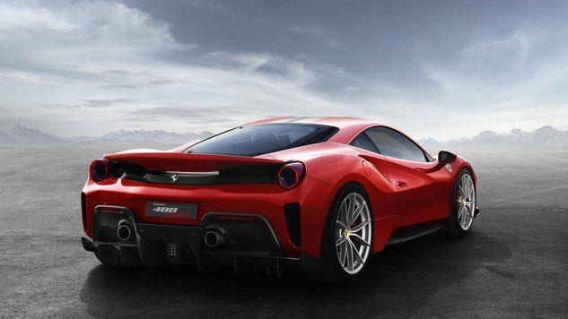 <p>Ferrari 488 Pista</p>
