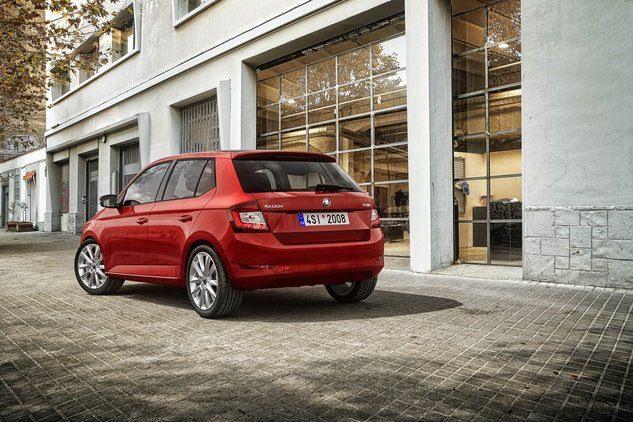 <p>Skoda Fabia Makyajlı</p>

