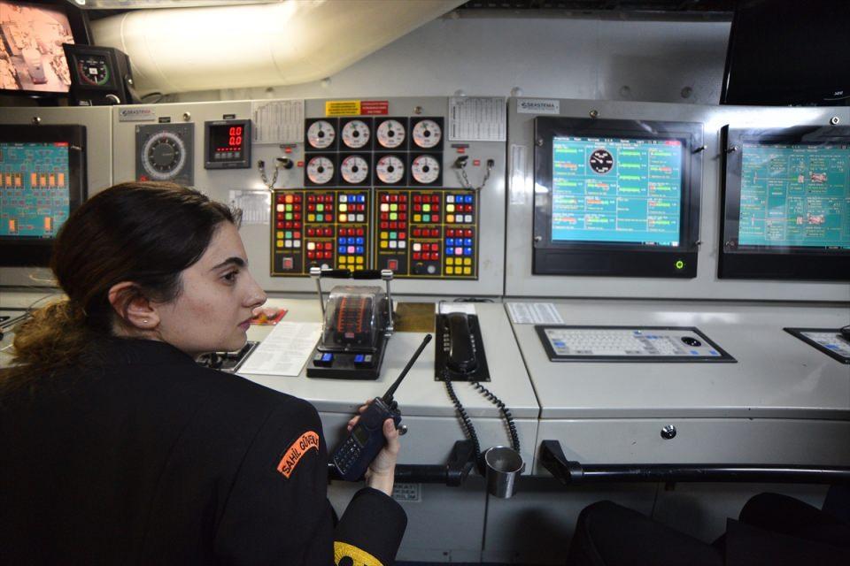 <p>Şu an bulunduğu konumda, ailesinin verdiği desteğin büyük payının olduğunun altını çizen Öğülener, ailesinin gururlu bakışlarının kendisinin güç kaynağı olduğunu söyledi.</p>
<p> </p>
