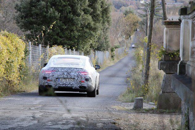 <p>Mercedes-AMG GT4</p>
