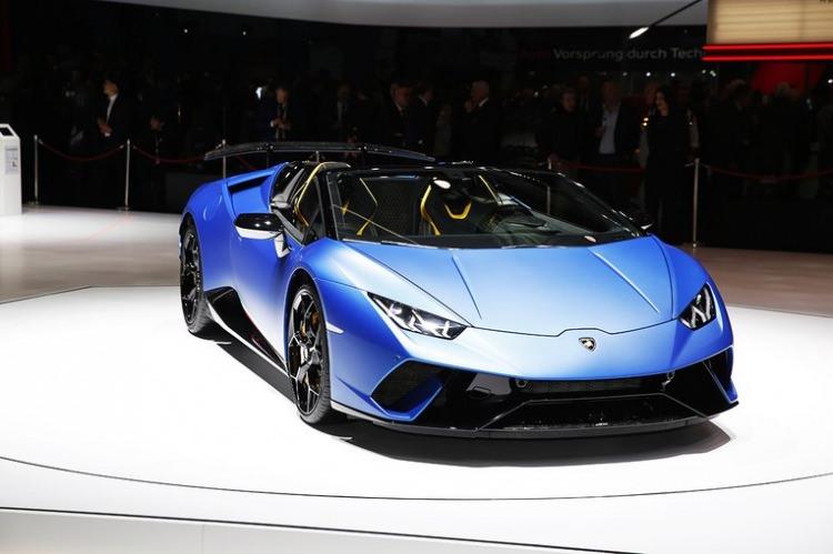 <p>LAMBORGHINI - Huracán Performante Spyder</p>