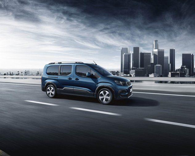 <p>Peugeot Rifter</p>
