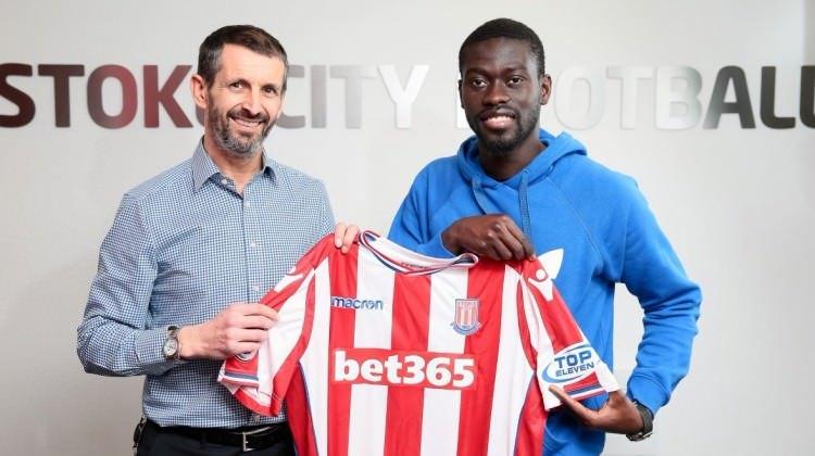 <p>Ndiaye'den 16 milyon Euro</p>

<p>2- Mali durumu göz önüne alarak takımın en fazla yatırım yapılan oyuncularından Ndiaye'yi 16 milyon Euro'ya sattık.</p>
