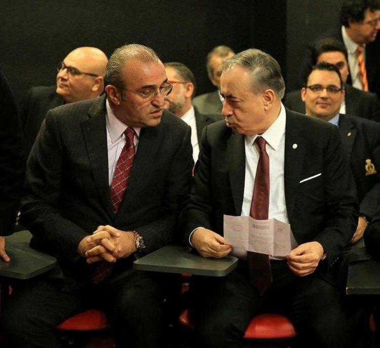 <p>TL üzerinden yeni sözleşme</p>
<p>3- Türk oyuncularla TL üzerinden yeni sözleşmeler imzalayacağız ve kur farkı zararını en aza indirgeyeceğiz.</p>