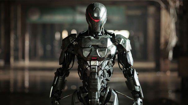 <p>ABD, Rusya ve Çin gibi ülkeler de robot asker teknolojisi üzerinde çalışmalarını sürdürüyor. ABD ordusunun, 2025 yılı sonrasında muharebe sahasına gerçek askerden çok robot asker görevlendirmeyi hedeflediği belirtiliyor.</p>

<p> </p>
