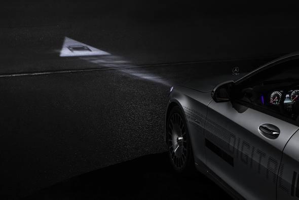 <p>Digital Light teknolojisinin şu an i&ccedil;in s&uuml;r&uuml;c&uuml;lere g&ouml;sterebileceği 10 farklı sembol bulunuyor. Bu sembollerin arasında yol &ccedil;alışması, karlı yol, hız limiti ya da takip mesafesi gibi &ouml;nemli uyarılar bulunuyor.</p>
