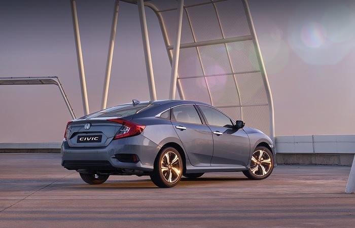 <p>Honda - Honda'da mart ayında tüm Civic sedan modellerinde 12 ay vadeye kadar yüzde sıfır faizli 30 bin lira kredi imkanı bulunuyor.</p>