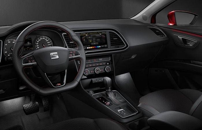 <p>Seat - Seat, 15 Mart'a kadar geçerli kampanyada, Leon'un dizel otomatik versiyonunu 30 bin liraya 24 aya yüzde sıfır faiz oranı ile sunuyor. Benzinli Leon modellerinde ise 40 bin liraya 24 aya yüzde 0,99 faiz oranı bulunuyor.</p>