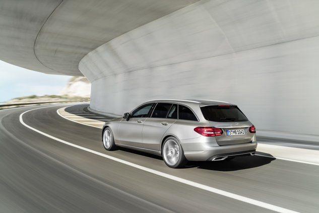 <p>Mercedes C-Class Makyajlı</p>
