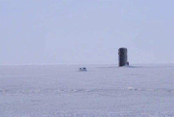 <p>İngiltere ve Rusya arasında patlayan krizde gerilim her ge&ccedil;en g&uuml;n artarken, Londra y&ouml;netiminden s&uuml;rpriz bir hamle geldi.</p>

<p>&nbsp;</p>
