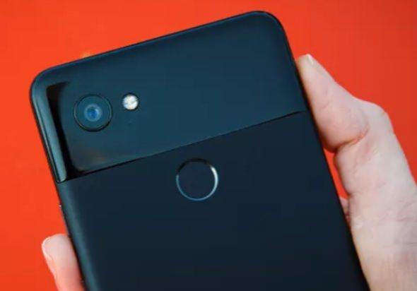 <p><strong>7- Google Pixel 2 </strong><br />
<br />
Google Pixel 2, 5.0 inç ekran boyutuna sahip. Qualcomm'un Snapdragon 835 işlemcisinden güç alan cihazın, 4 GB RAM ve 64/128 GB depolama alanı seçenekleri bulunuyor.</p>
