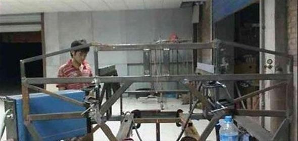 <p>Hayallerindeki araba için yoğun emek harcayan ikili kendi markalarıyla zengin olmayı hedefliyor.</p>

<p> </p>
